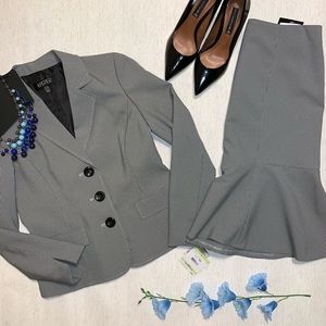 Kasper 2 PC Skirt Suit